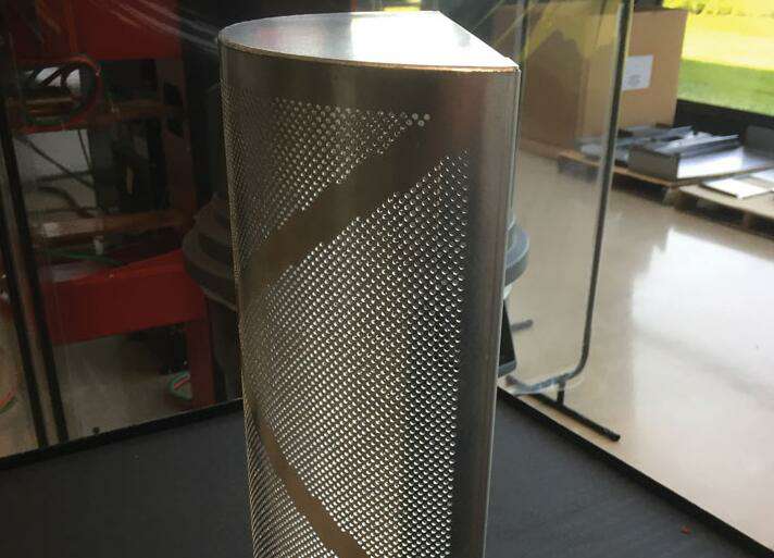 激光焊接技术随着钣金加工行业需求而高速发展-银川飞扬特色小吃连锁有限公司