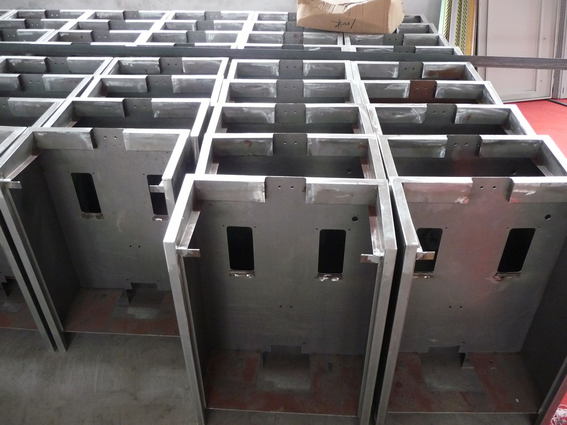 常见的钣金加工工艺-银川飞扬特色小吃连锁有限公司